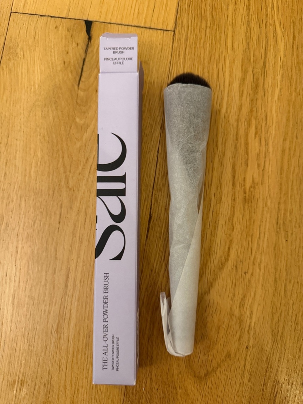 NEW Saie All-Over Powder Brush